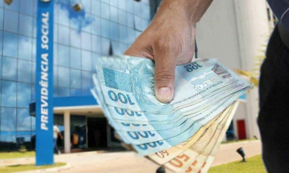 Governo vai antecipar 13 do INSS e abono salarial scaled 1