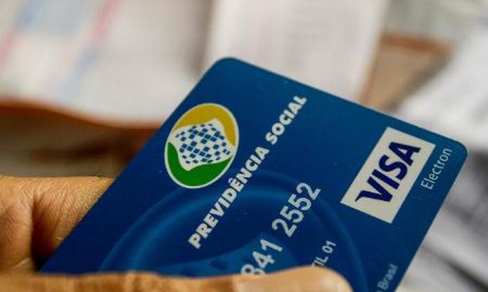 5mai2021 governo confirma que antecipara o pagamento do 13 salario a aposentados e pensionistas do inss 1625099766457 v2 450x450 Easy Resize.com