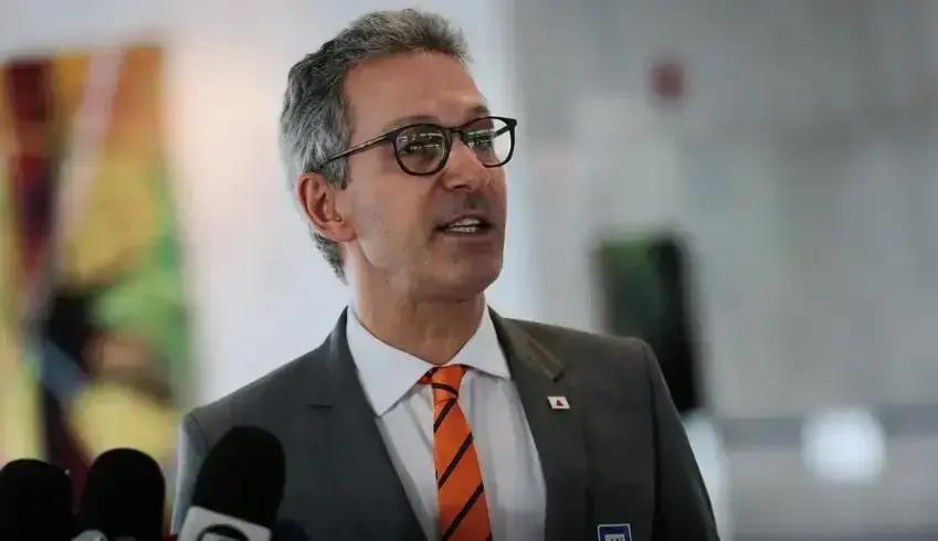Deputados criticam Zema por pré-candidatura e problemas em Minas Gerais