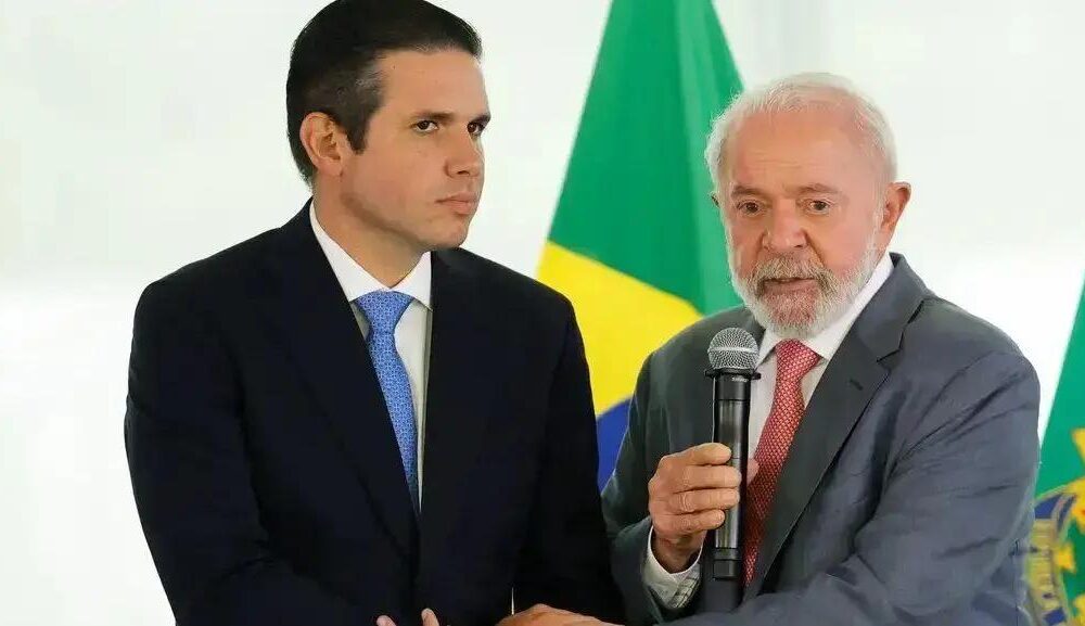 Lula se encontra com líderes do Republicanos em busca de apoio