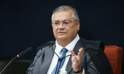 Dino vota pela condenação de Bolsonaro e mais sete; placar está 2 a 0