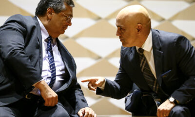 Senado recebe novo pedido de impeachment contra Alexandre de Moraes e Flávio Dino em meio a críticas ao STF 5 Senado recebe novo pedido de impeachment contra Alexandre de Moraes e Flávio Dino em meio a críticas ao STF