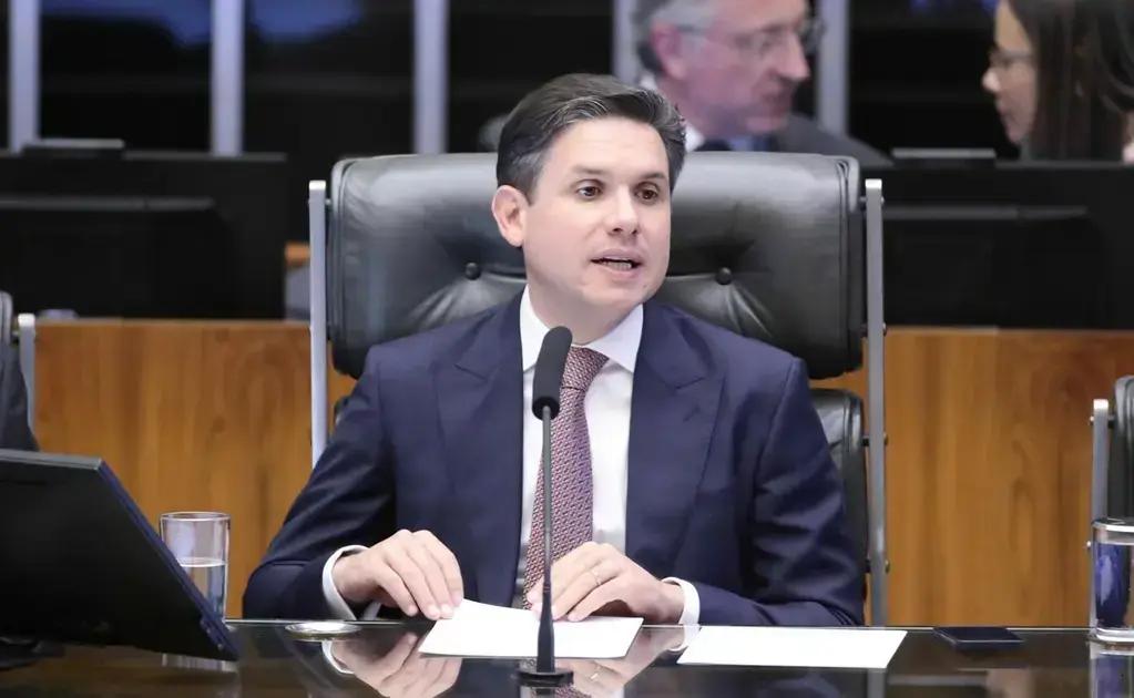 Desafios de Hugo Motta para eleger Nabor Wanderley ao Senado