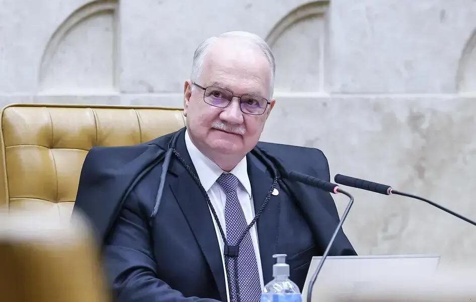 Fachin afirma que inquérito do Banco Master deve deixar o STF