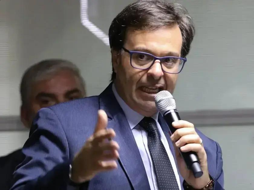 Gilson Machado troca de partido e busca vaga no Senado por Pernambuco
