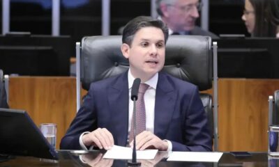 Hugo Motta busca acordo para comissões e pauta legislativa em 2026