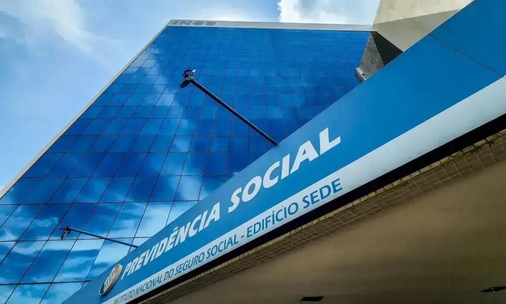 INSS devolve R$ 2,9 bilhões a aposentados com descontos indevidos