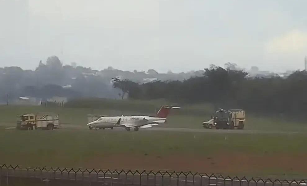 Jato executivo realiza pouso de emergência no Aeroporto de Viracopos