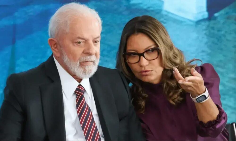 Justiça Federal rejeita ação para anular honraria a Janja