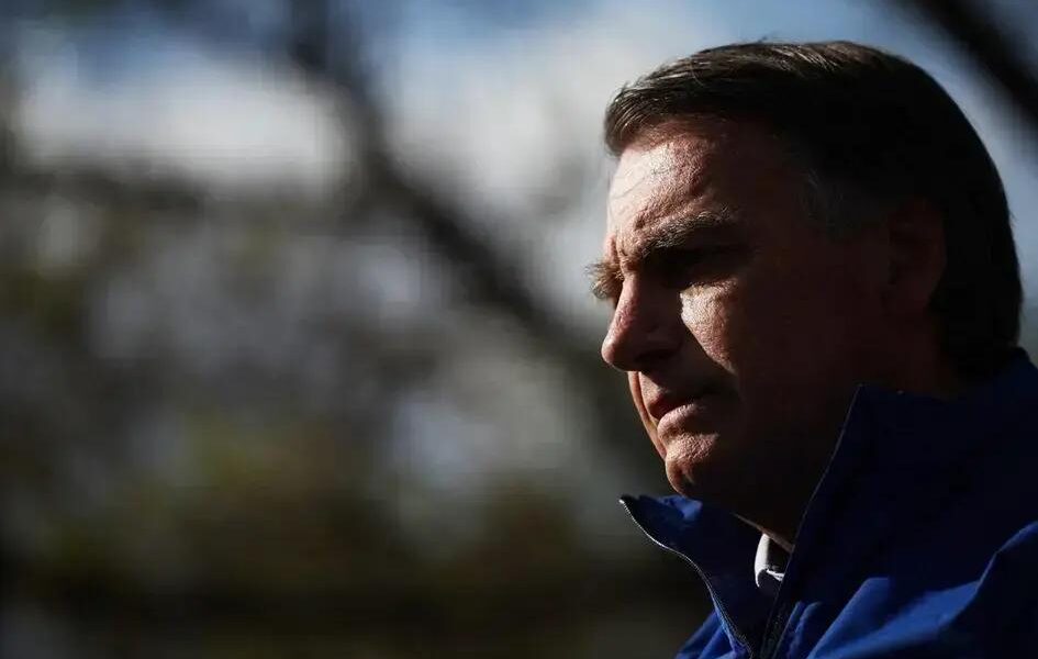 Partido Liberal pede reconsideração de prisão domiciliar para Bolsonaro