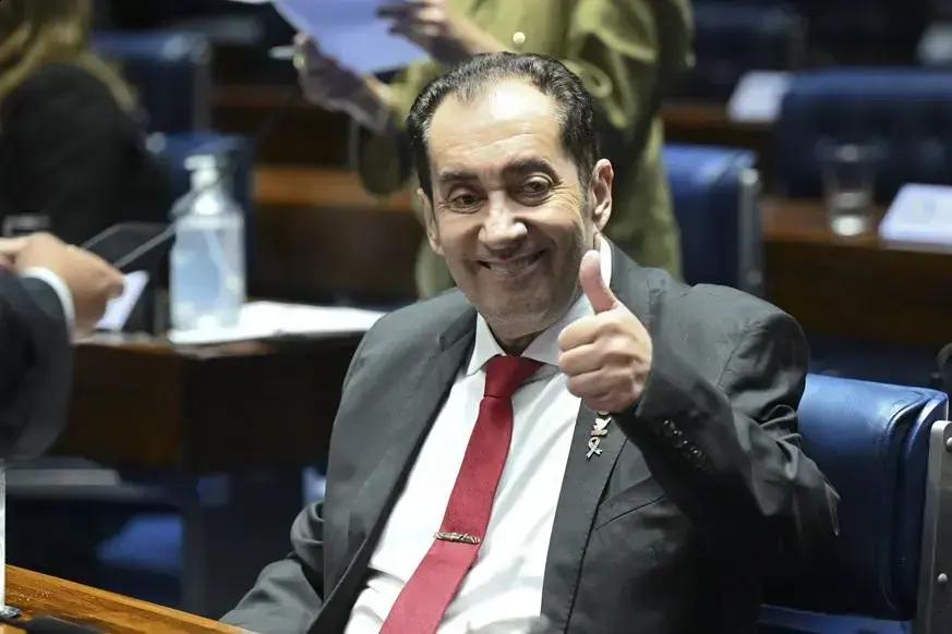 Senador Jorge Kajuru se afasta da política após diagnóstico de Parkinson