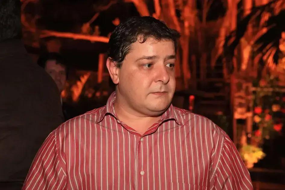 STF recebe pedido do partido Novo para apreender passaporte de Lulinha