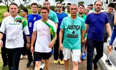 Trompetista provoca manifestantes em marcha em Brasília