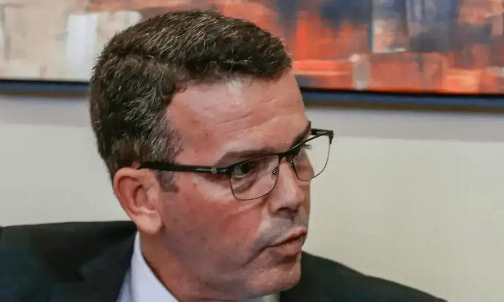 Delegado Rivaldo Barbosa é denunciado por obstrução de justiça no caso Marielle