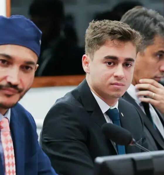 Nikolas Ferreira rebate críticas sobre Flávio Bolsonaro: apoio inabalável